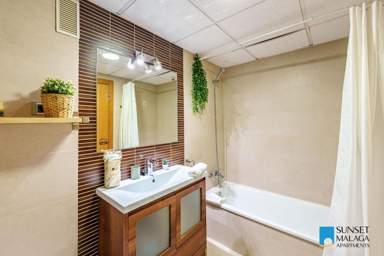 Sea Views & Parking - Soho Cozy Apartment Málaga Eksteriør bilde